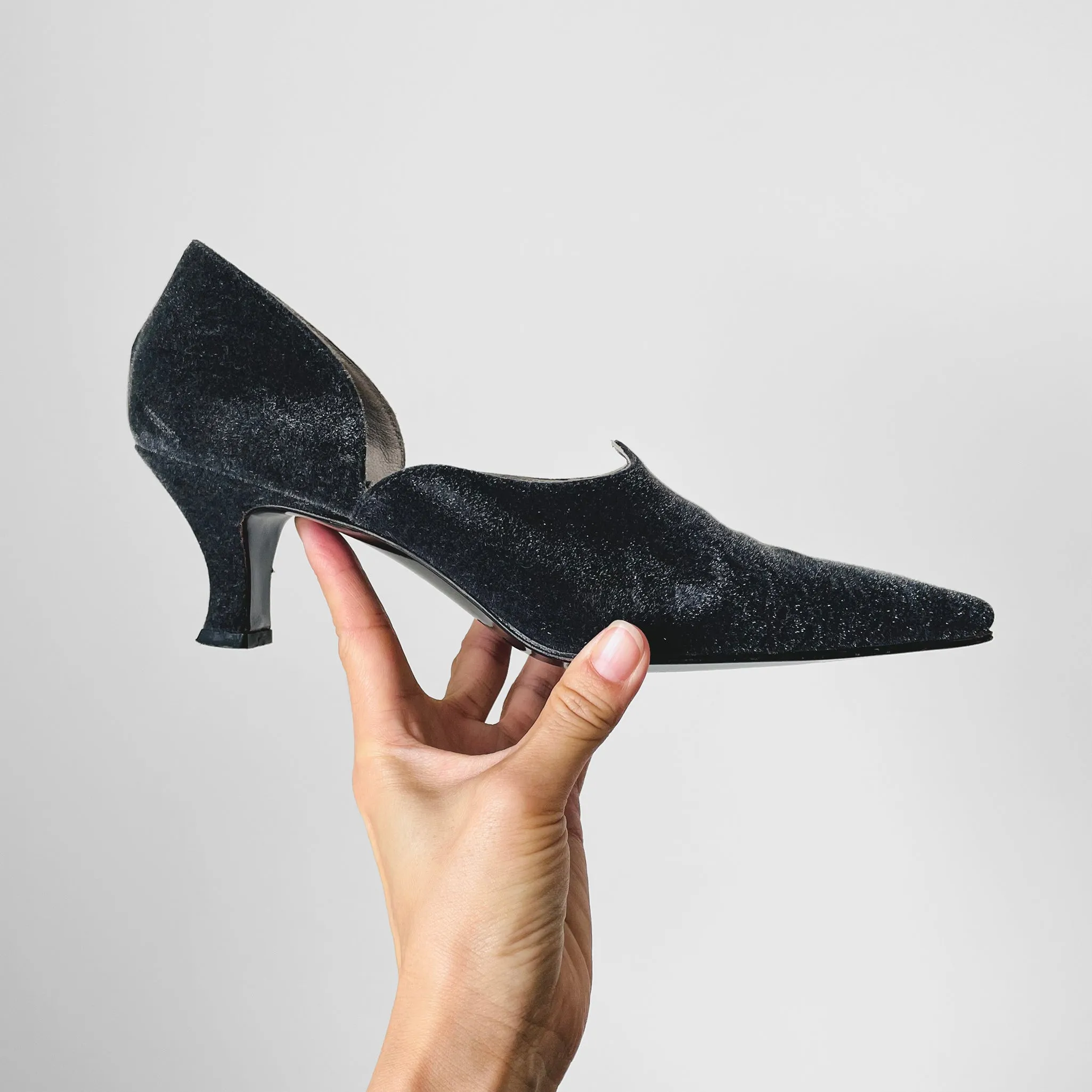 1980s Joan Helpern Charcoal Velvet Low Heel Slip-On Shoes - Sz. 8M