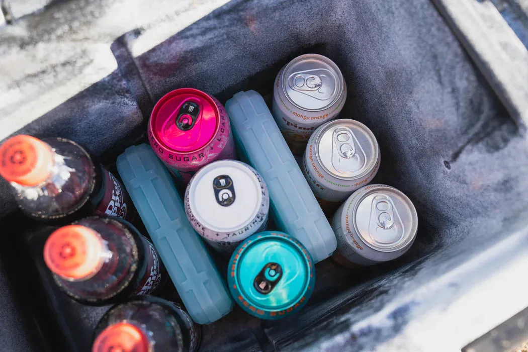 46QT ROLLING RUGGED COOLER