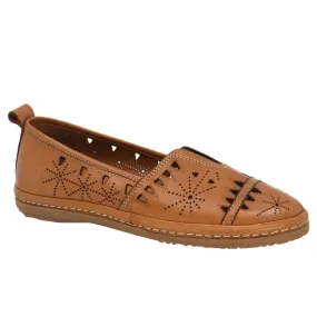 Everly Women's Emily 01 Slip Ons- Tan