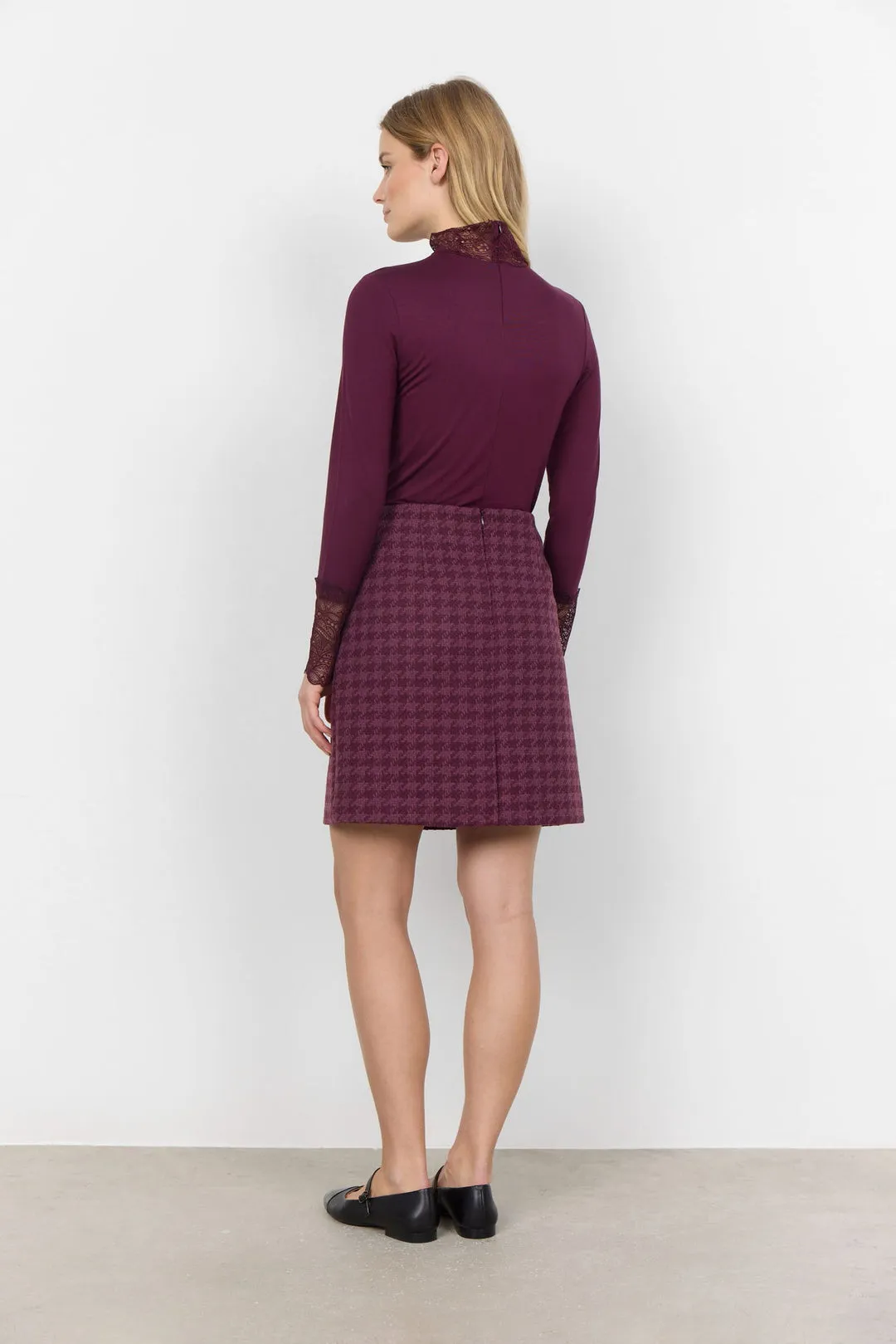 Ikra Houndstooth Skirt Bordeaux