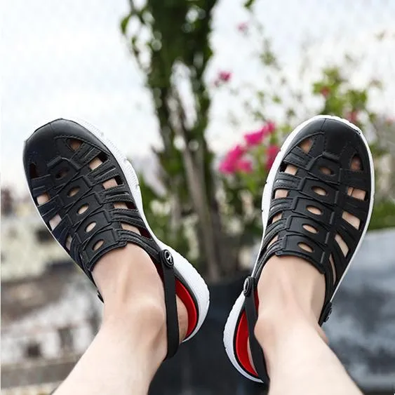 Men's fashion closed toe hollow water shoes