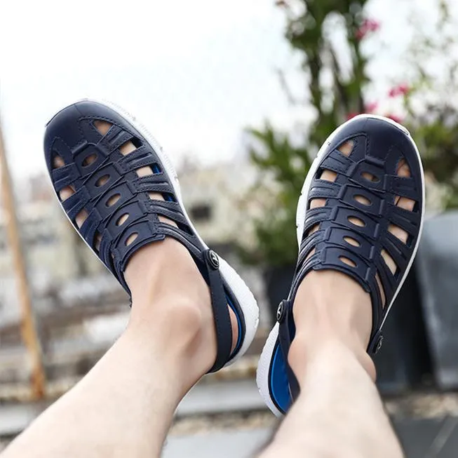 Men's fashion closed toe hollow water shoes