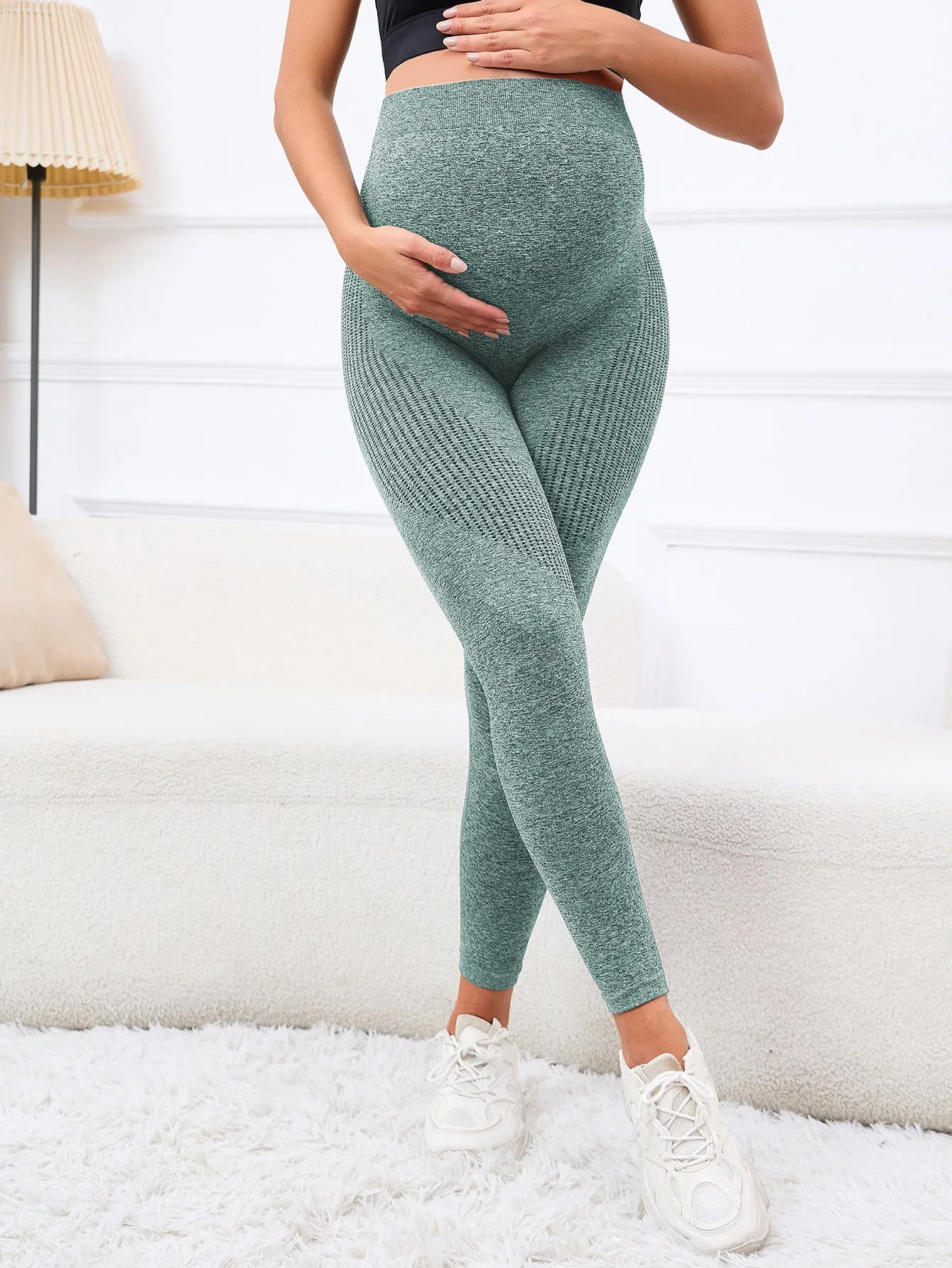 Pregnant Women's High-Waisted Supportive and Stretchy Maternity Leggings