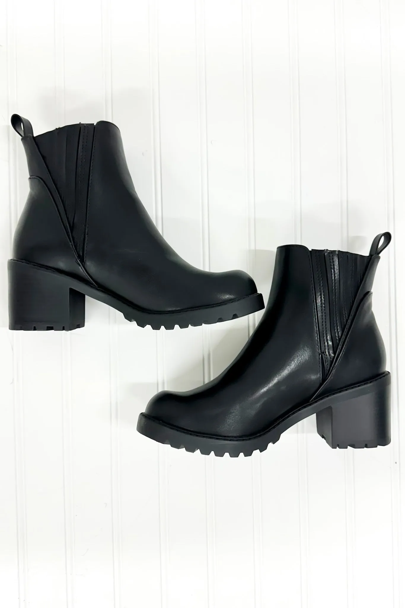 Sayler Faux Leather Platform Chelsea Boots