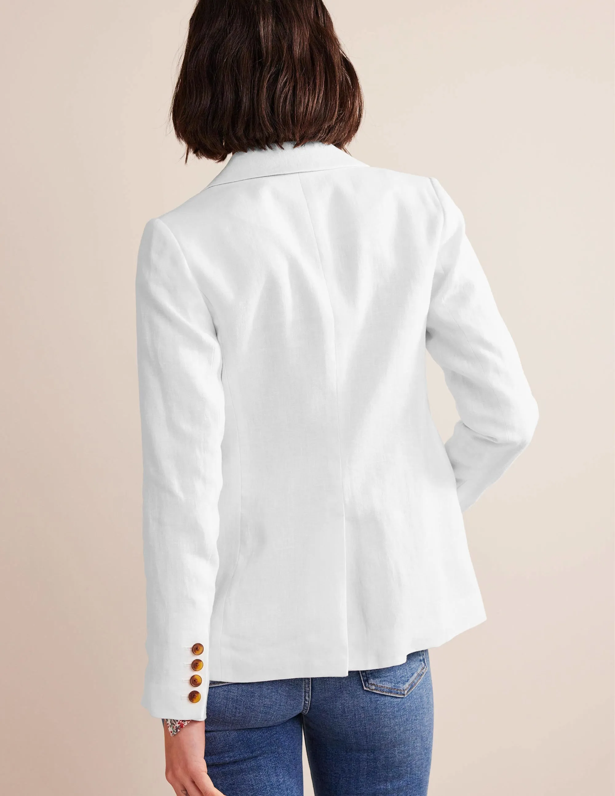 The Cambridge Linen Blazer-White