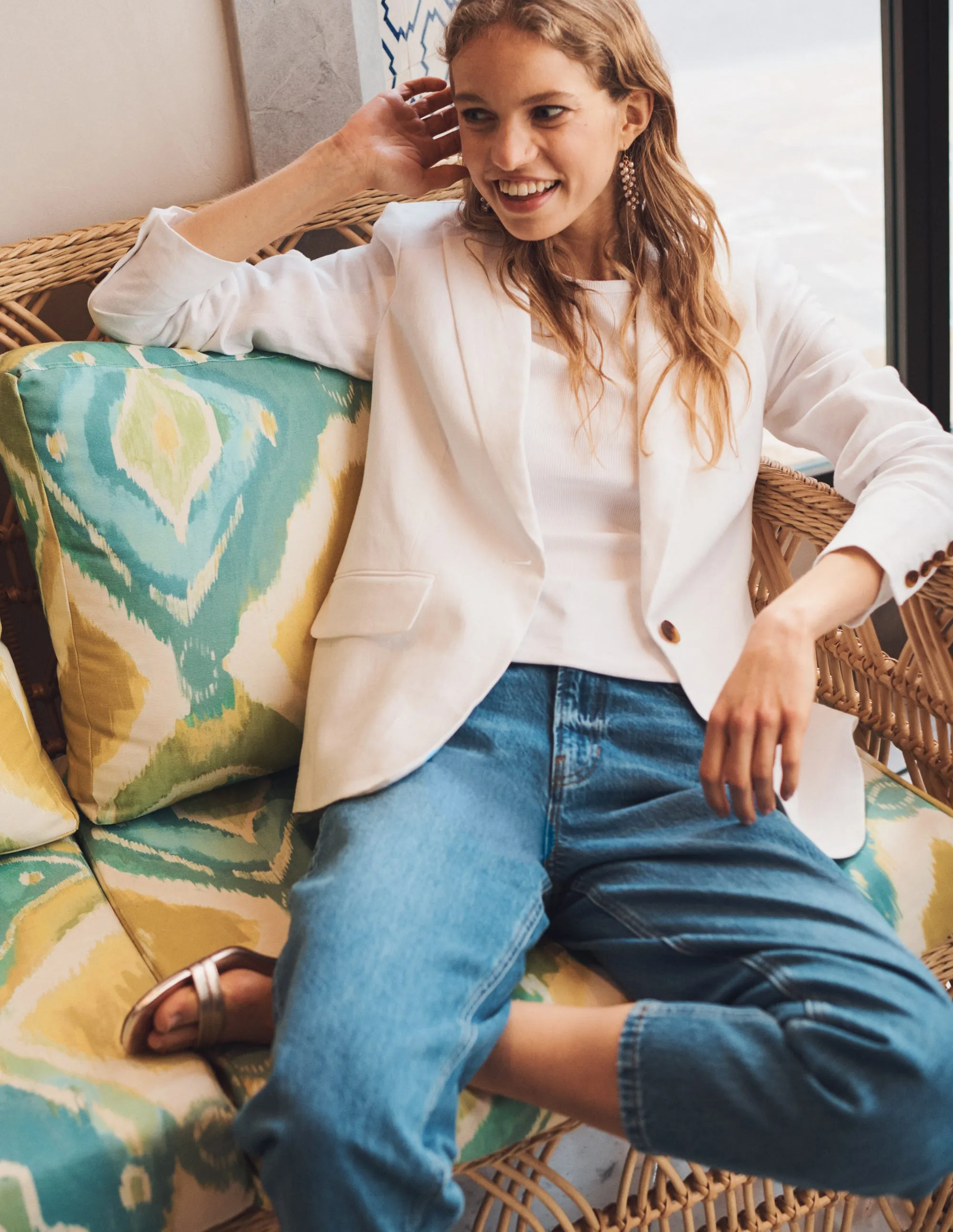 The Cambridge Linen Blazer-White