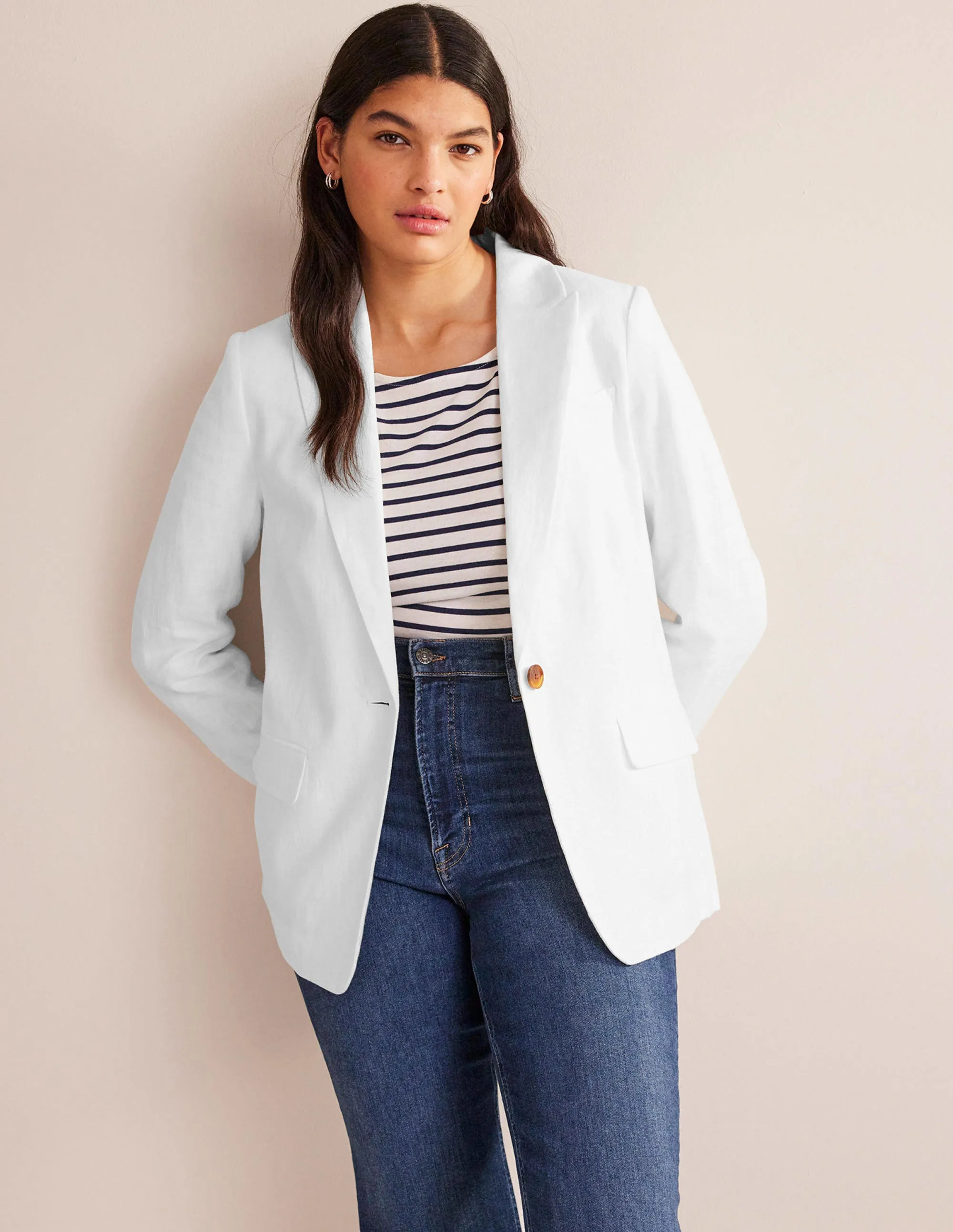 The Cambridge Linen Blazer-White