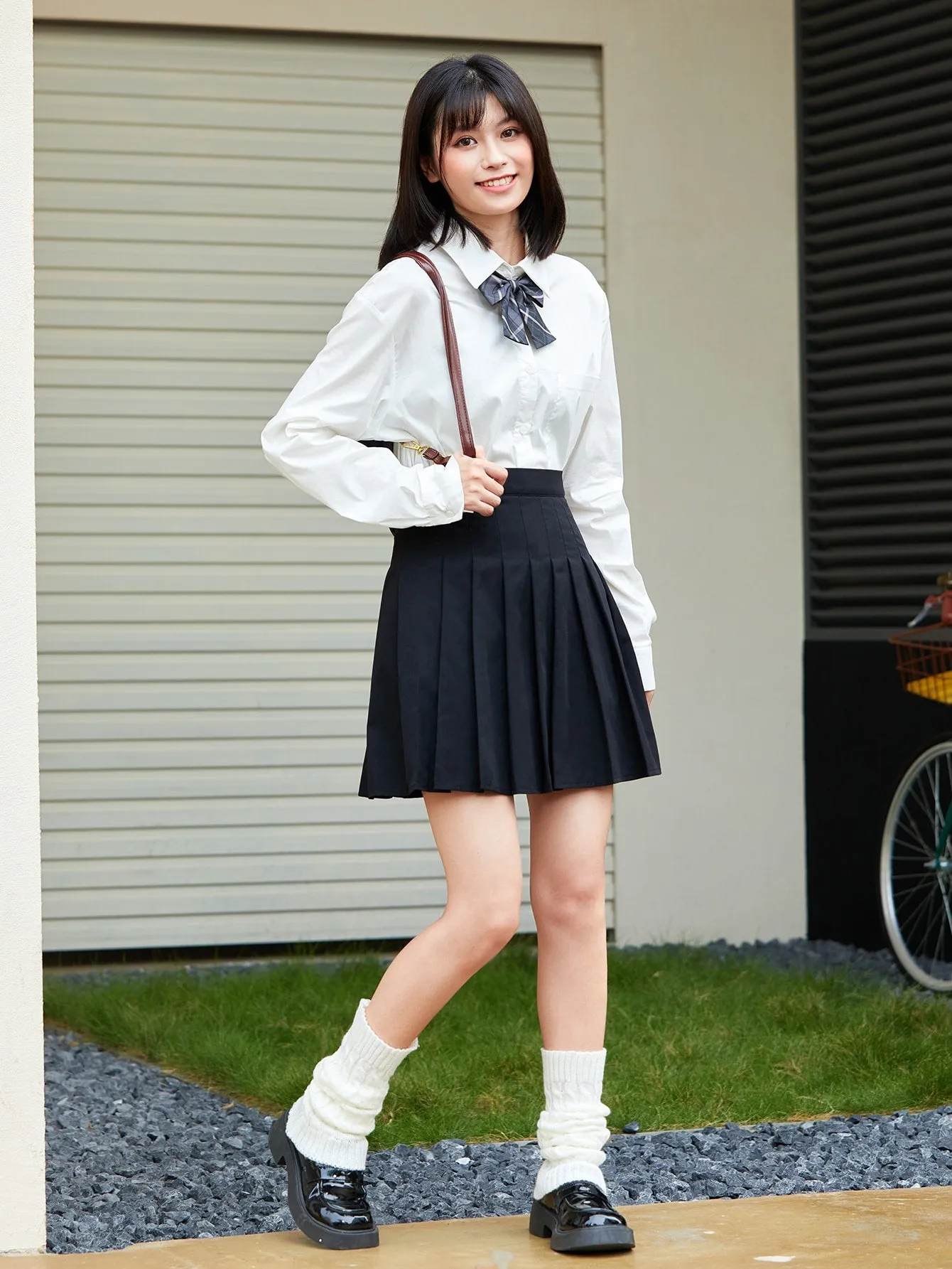 Zip Side Pleated Skirt